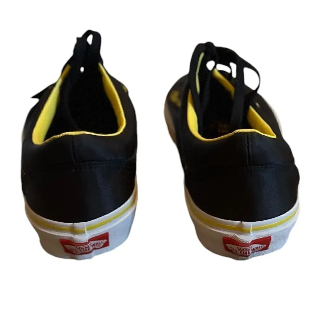 NWT VANs Cobra Kai Old School 🐍 Mens 7.5 Womens 9